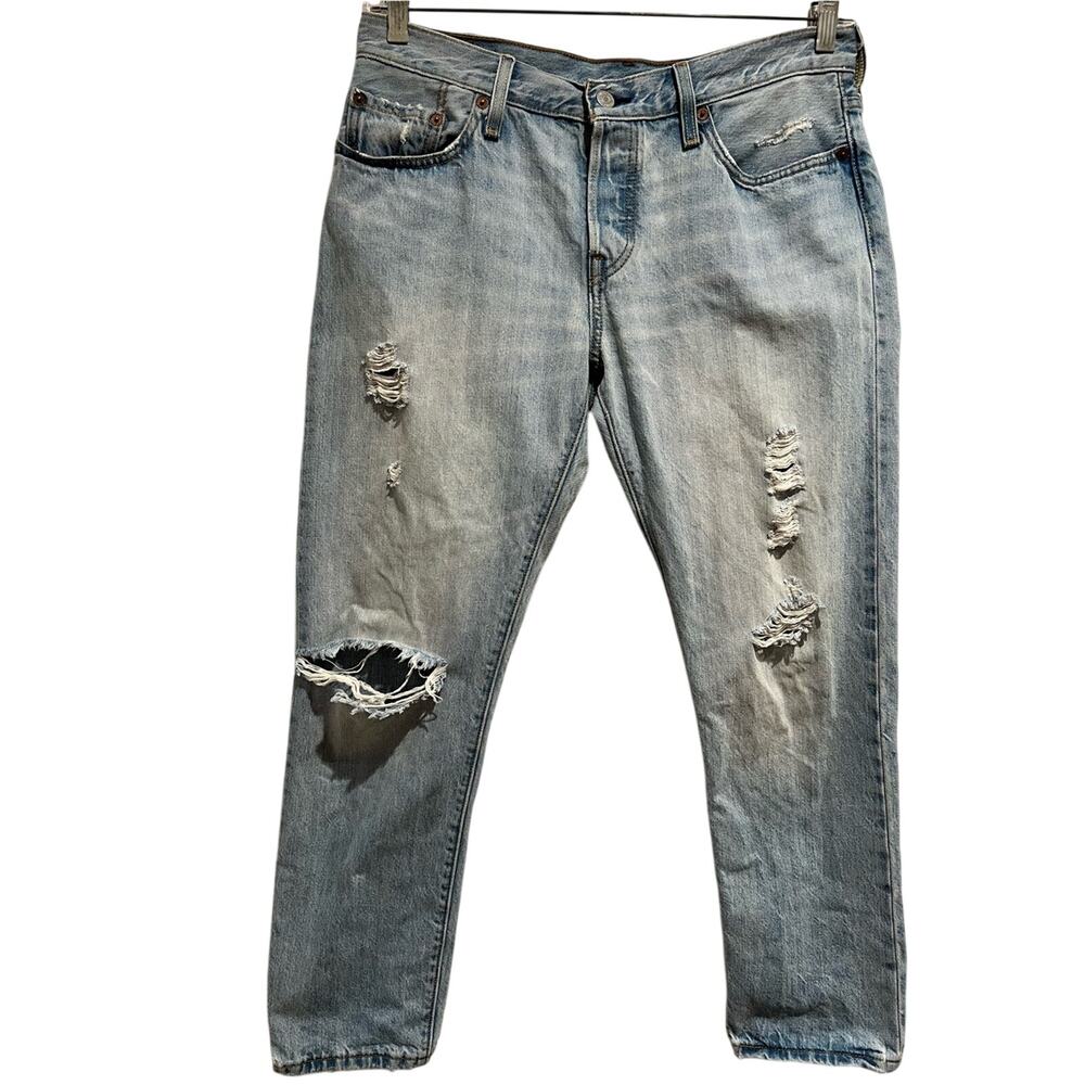 Levi’s 501 CT Distressed Cropped Jeans W28 L32 Button Fly Light Wash Denim